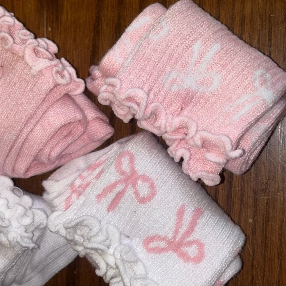 🎀 Thyme & Table 12 fl oz Pink Bows Charm Drinking Glass & Socks Set